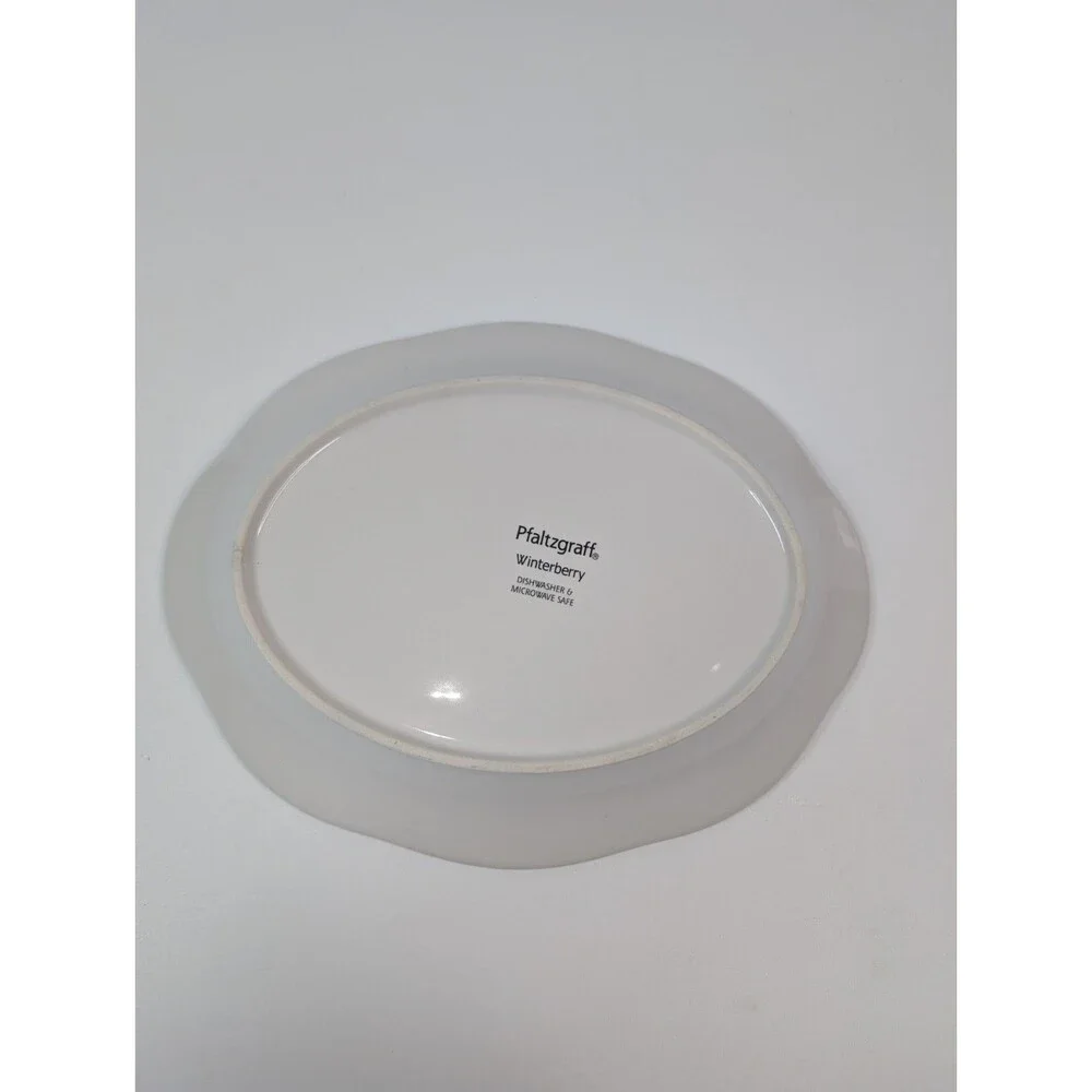 WINTERBERRY Pfaltzgraff Happy Holidays Santa Oval Platter Tray Open Box